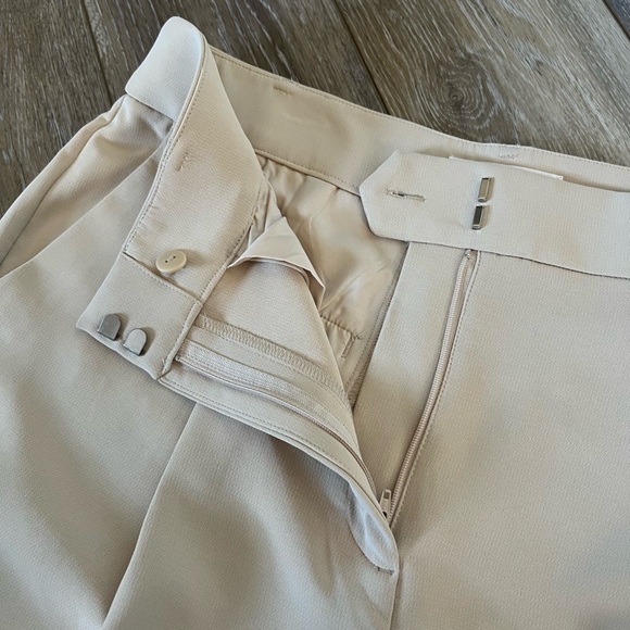 LOFT Versa Crepe Drape Pleated Relaxed Straight Pants Petite NWT - Picture 5 of 12